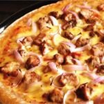 Chicken Tikka Pizza with Drink gift