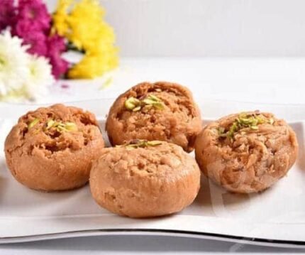 Balushahi Box 1 kg Bundu Khan Lahore gift delivery in Lahore
