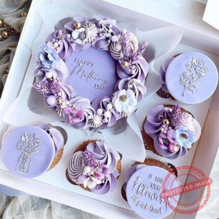 Cake and Cupcakes for Mom gift by Mother’s Day for Mothers Day