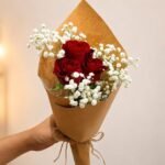 Imported Roses with Gypsophila gift delivery in Pakistan