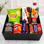 Snack Hamper gift delivery in Pakistan