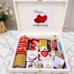 Anniversary Gift Box gift delivery in Pakistan