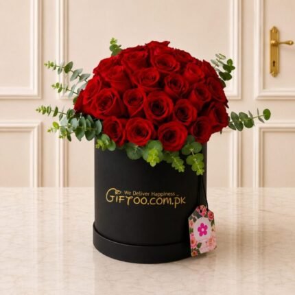 Red Lover Bloom gift delivery in Pakistan