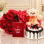 Leaf Love Deal gift delivery in Pakistan