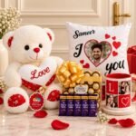 Love Deeply Heart gift delivery in Pakistan