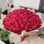 300 Local Red Roses Bouquet in Sialkot for Valentines Day