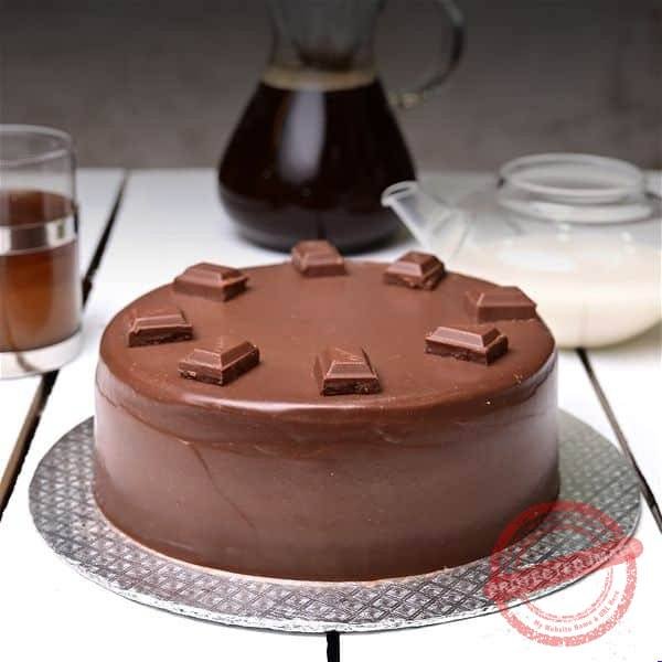 Premium Dairy Milk Cake Premium Dairy Milk Cake gift delivery in Pakistan