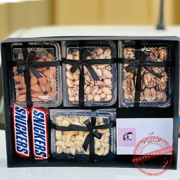 Dry Fruit Box Dry Fruit Box gift delivery in Pakistan