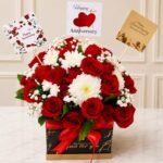 Anniversary Flowers Box gift delivery in Pakistan
