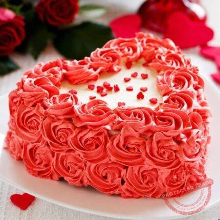 Heart Love Cake gift delivery in Lahore