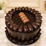 2 Lbs Chocolate Cake gift delivery in Pakistan