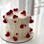 Red Heart Cake gift delivery in Lahore