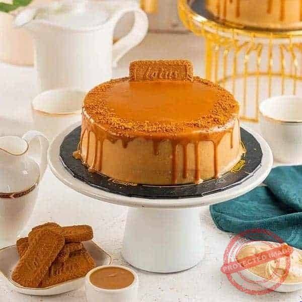 Lotus Cake Lotus Cake by Hobnob in Karachi