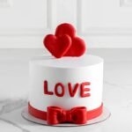 Love Cake gift delivery in Lahore