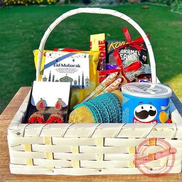 Girly Gift Bucket Girly Gift Bucket for Eid