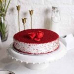 Red Velvet Cake gift delivery in Pakistan
