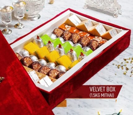 Red Velvet Box Sweets Special Mix Bundu Khan gift delivery in Pakistan